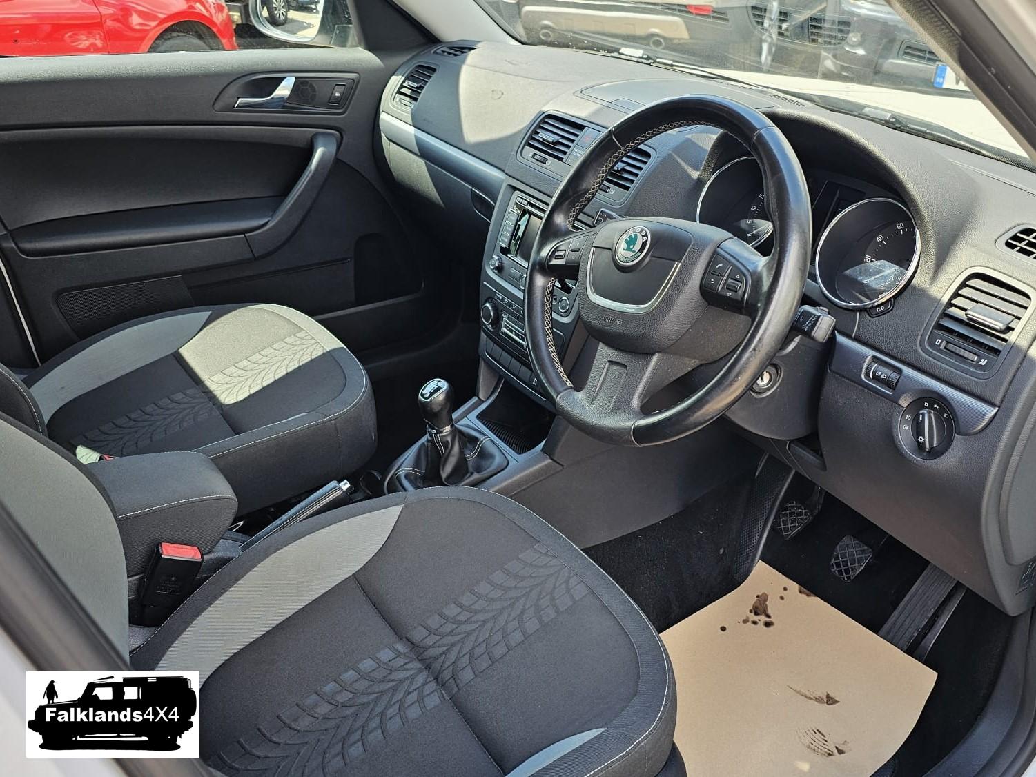 Skoda Yeti 2.0 TDI Adventure SUV 5dr Diesel Manual 4WD Euro 5 (140 ps)