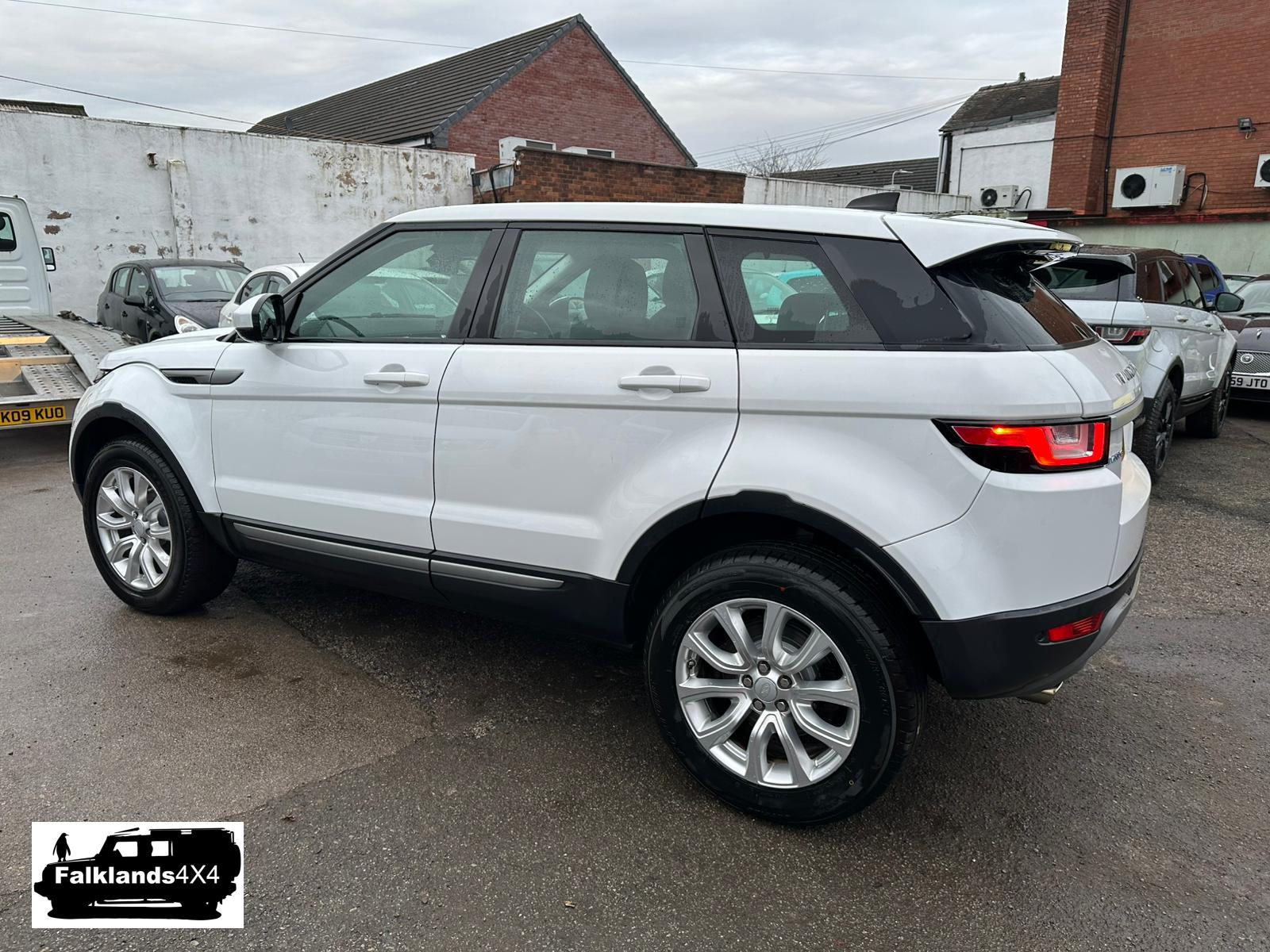 Land Rover Range Rover Evoque 2.0 eD4 SE SUV 5dr Diesel Manual FWD Euro 6 (s/s) (150 ps)
