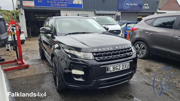 Land Rover Range Rover Evoque **ARRIVING SEPTEMBER 2025** 2.2 SD4 Dynamic SUV 5dr Diesel Auto 4WD Euro 5 (190 ps)
