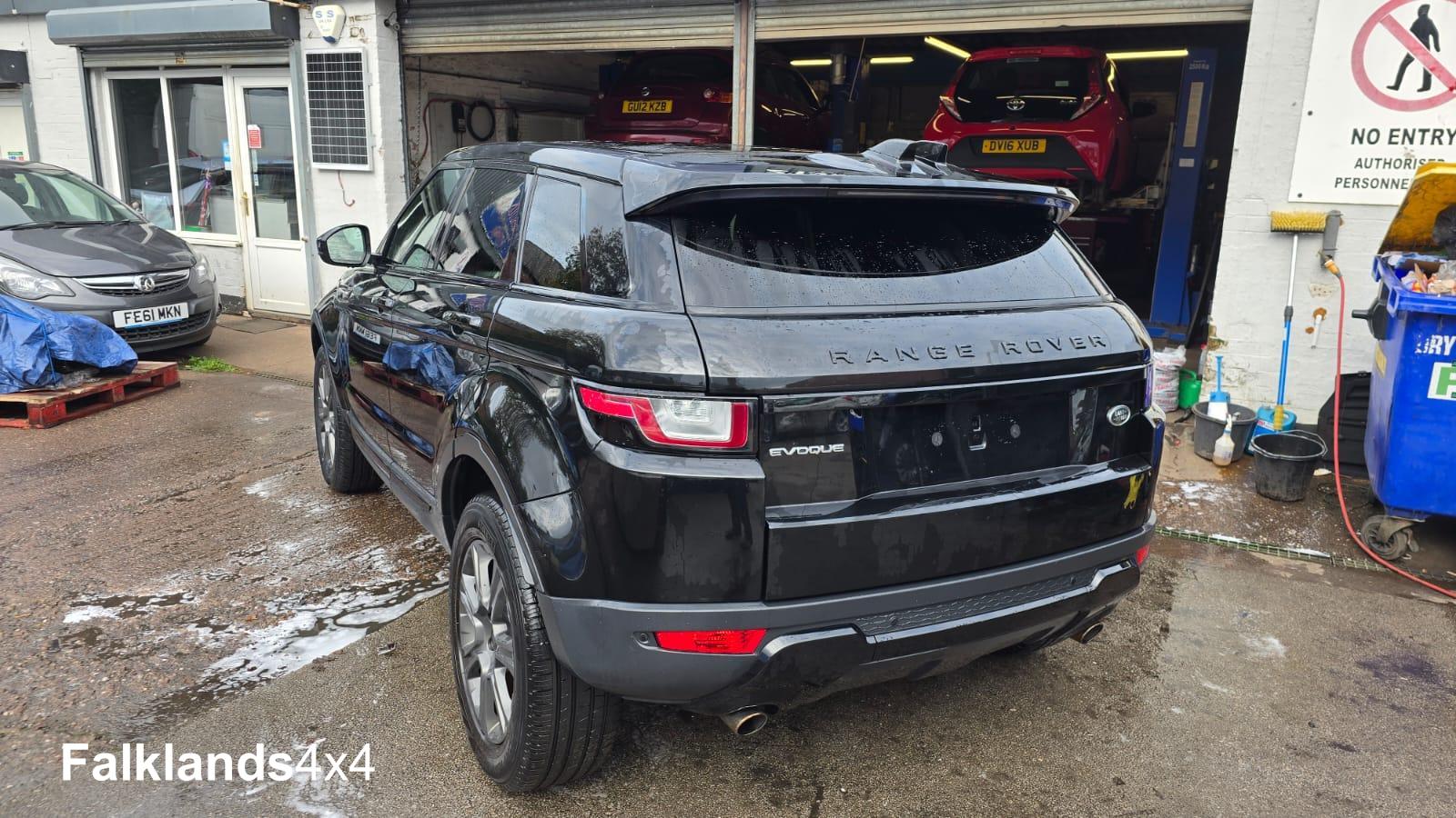 Land Rover Range Rover Evoque 2.0 TD4 SE Tech SUV 5dr Diesel Manual 4WD Euro 6 (s/s) (180 ps)
