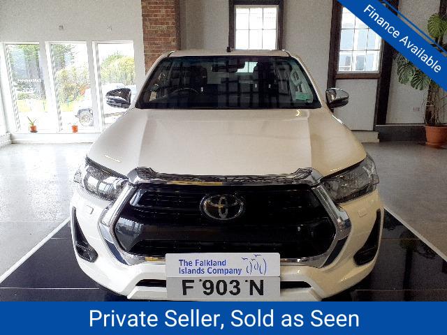 Toyota Hilux Private Seller  2.4 D-4D Icon Pickup Double Cab 4dr Diesel Auto 4WD